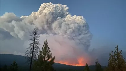 photo of fire on horizon