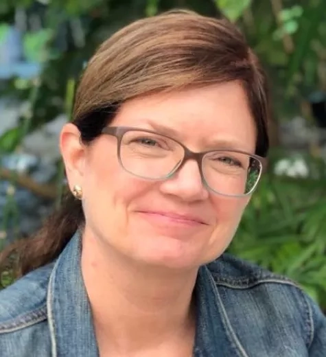 Headshot of Nancy Searby