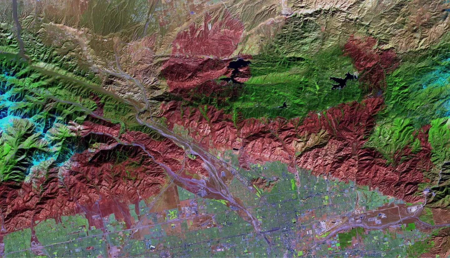 Image of the Old Fire/Grand Prix fire from the Advanced Spaceborne Thermal Emission and Reflection Radiometer (ASTER) on NASA's Terra satellite