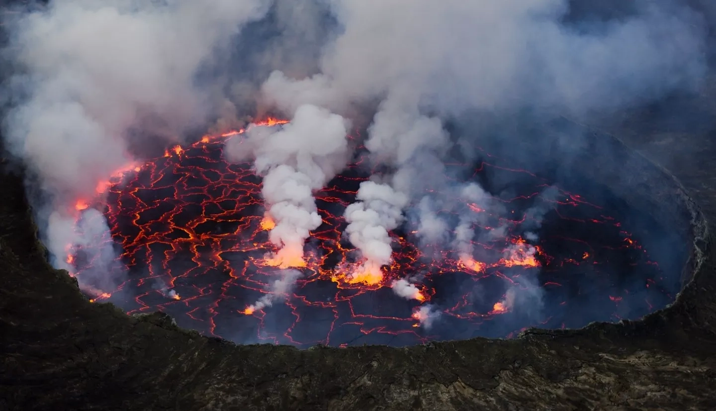 Mt. Nyiragongo Lava Pool. Credits: Cai Tjeenk Willin (CC BY-SA 3.0)