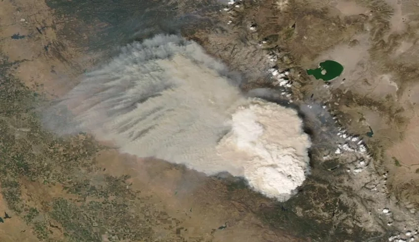 California’s Creek Fire Blasts Smoke into the Stratosphere | NASA ...